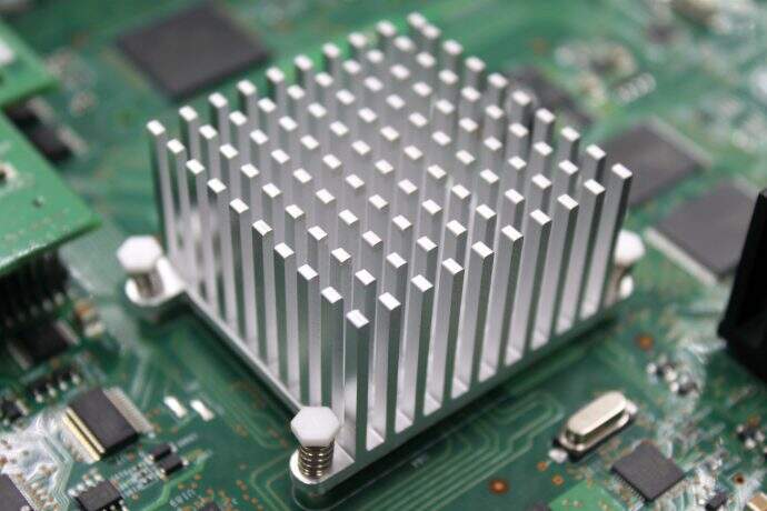 Die cast heat sinks for thermal control in IoT electronics