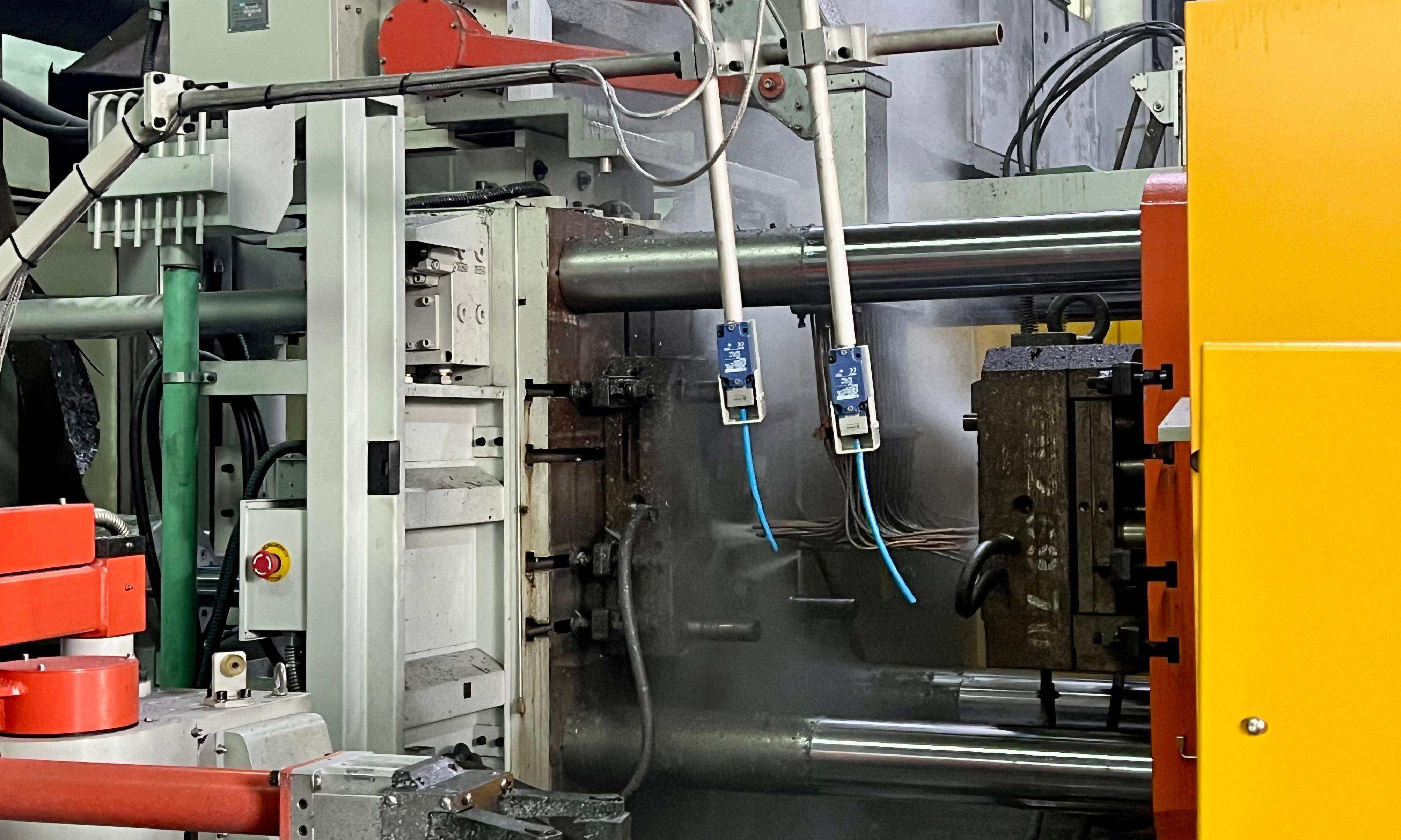 high pressure die casting machine