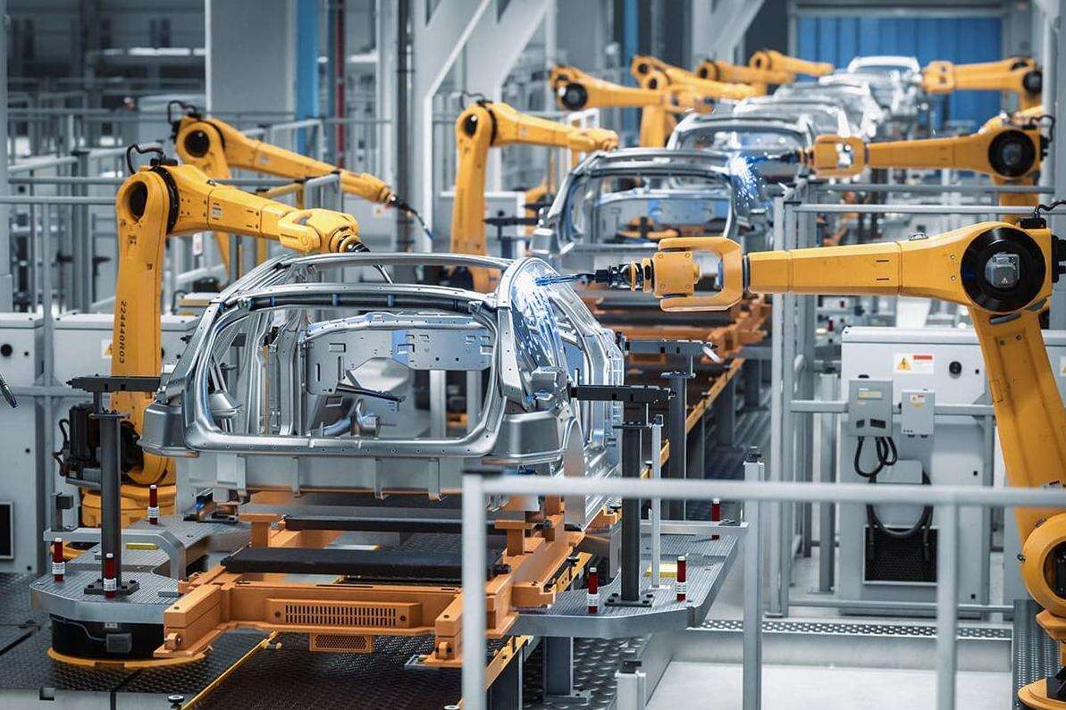Aluminum components reducing EV vehicle weight by 20–30%