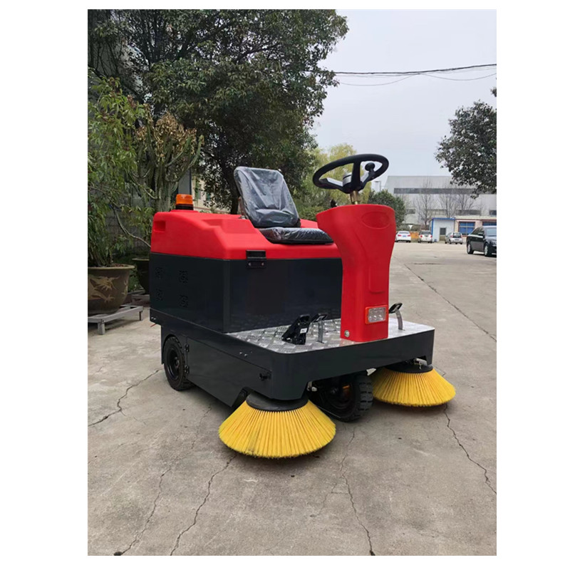 Which electric sweeper is more suitable for small and medium-sized factories?