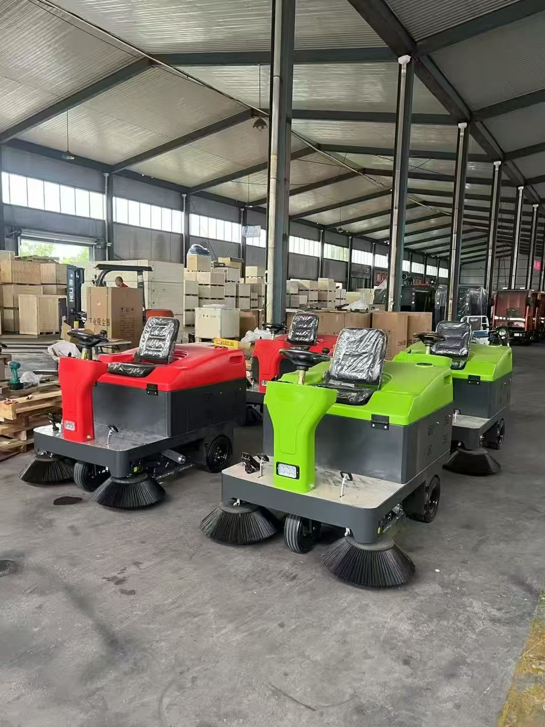 How to choose floor sweepers for shopping malls?