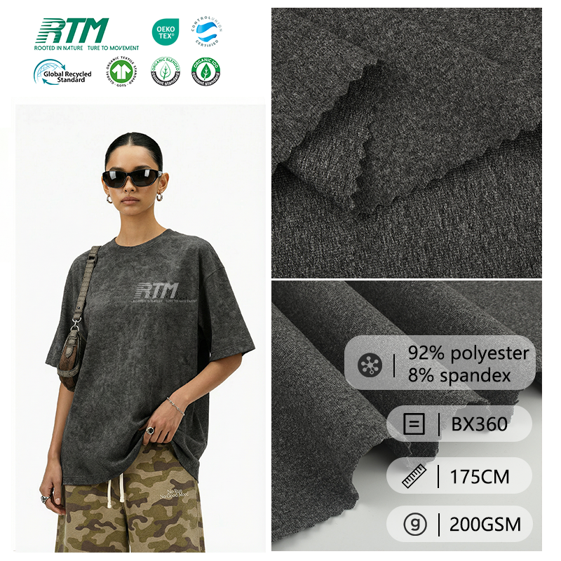 BX360 – Grossisttilbud: Tilpasset, raskt tørkende, stramtsittende og komfortabelt strikket stoff av kationisk polyester (92 %) og spandex (8 %) med børstet overflate for toppstykker og treningsklær