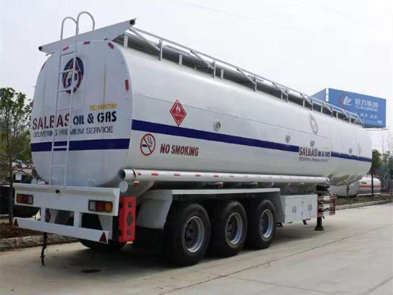 The semi-trailer dangerous goods transport vehicle ordered by salbas oil&GRS (Salbas Oil Company) from our company