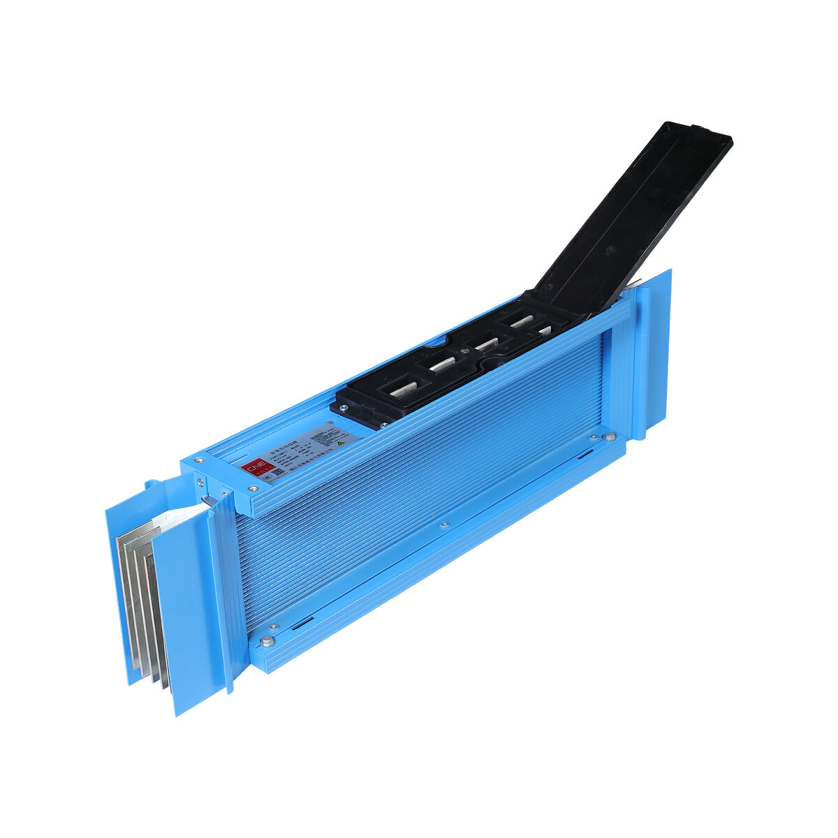 Why Are Voltage Busways Common in Modern Data Centers?