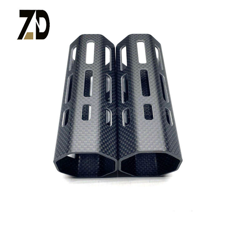 Egyedi, nagy pontosságú szénszálas cső – matrica/csillogó felület, egyedi hossz és átmérő