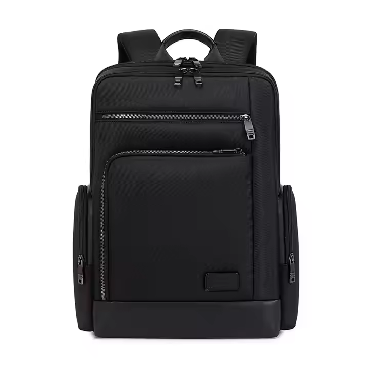 Op maat gemaakt logo 18L inhoud Past bij 16 inch laptop USB oplaadaansluiting Waterdicht 1680d stof Heren reistas rugzak