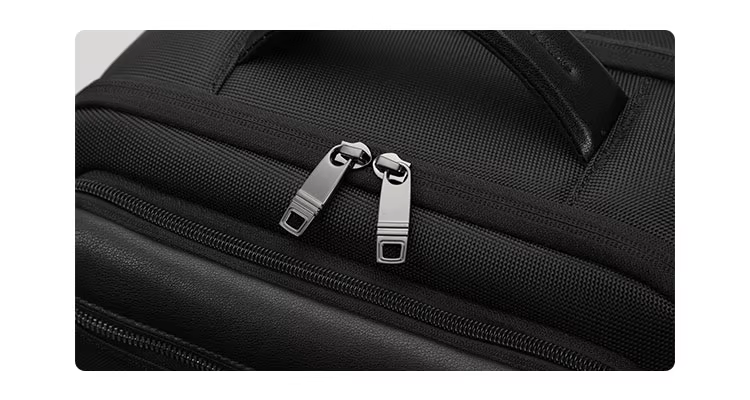 Custom logo Polyester Microfiber 25 Liter Volume Fit 16 Inch Laptop Expandable Multifunctional Men Travel Bagpack supplier