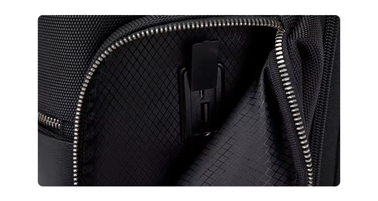 Custom Logo 18L Volume Fit 16 Inch Laptop Usb Cable Wrinkle Resistant Nylon High Quality Travel Laptop Backpack for Men factory