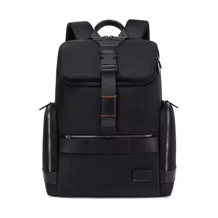 Met logo op maat 18L inhoud past bij 16 inch laptop USB-kabel Anti-crepe nylon Kwalitatief hoogwaardige reisrugzak voor laptop voor heren