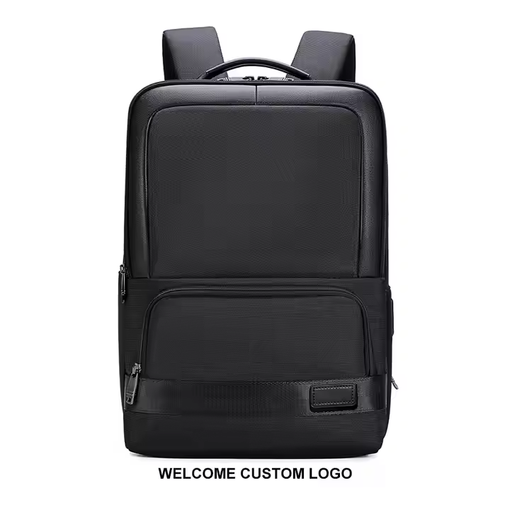 Aangepast logo, waterdicht 1680D polyester, 18 liter capaciteit, past 16 inch laptop, kantoorcommuter USB rugzak voor mannen