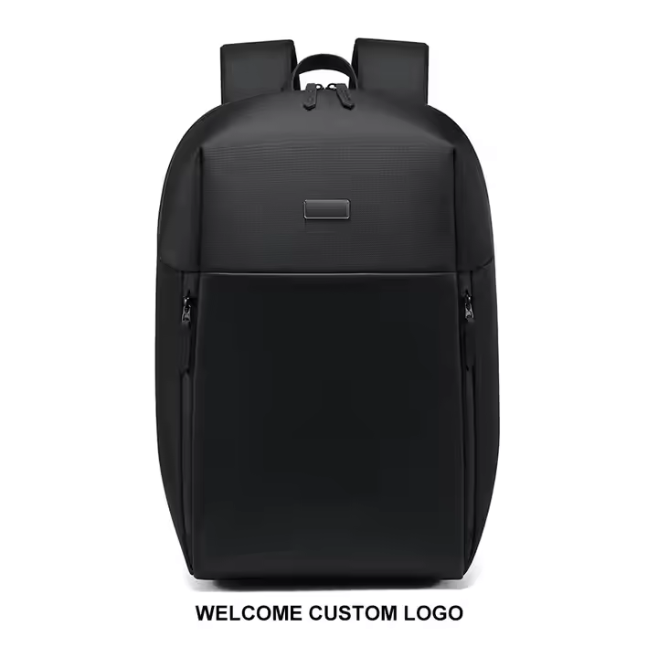 Aangepast logo, modieus waterbestendig gladde stof 18 liter inhoud past bij 16 inch laptop casual sporttas voor heren