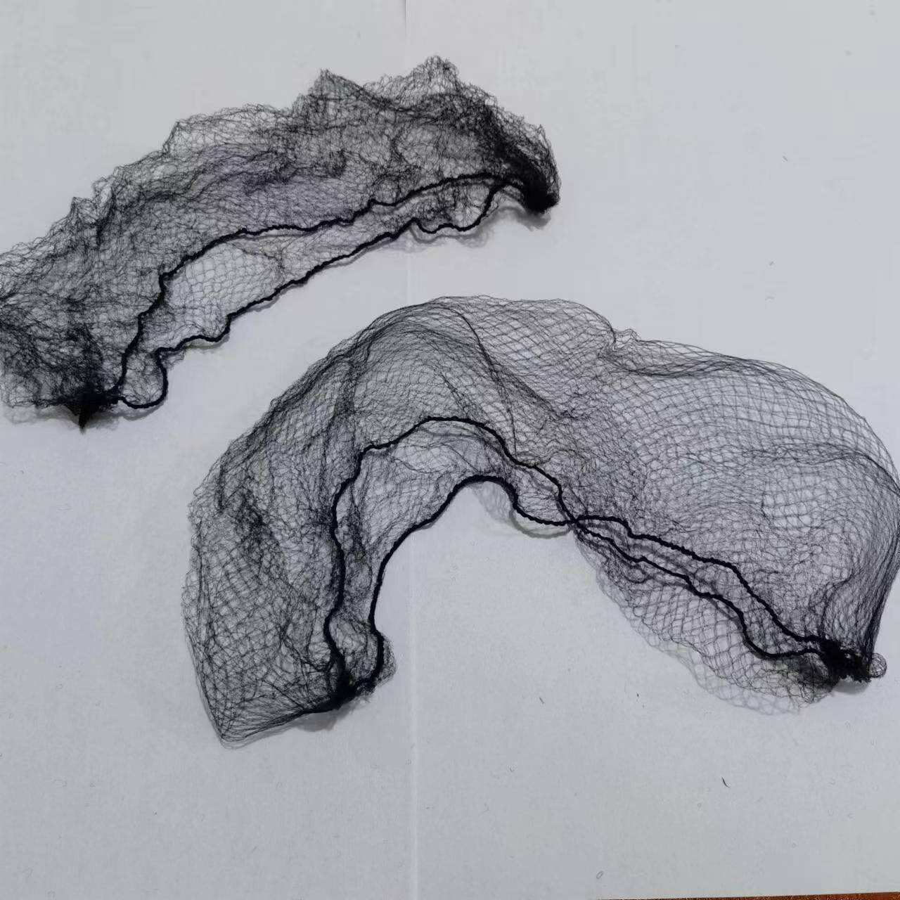 What makes mesh hair nets easy to adjust?