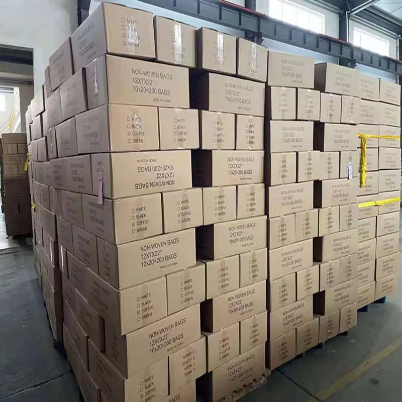 Dotted Nonslip Non Woven Disposable Antiskid Overshoe Shoe Cover factory