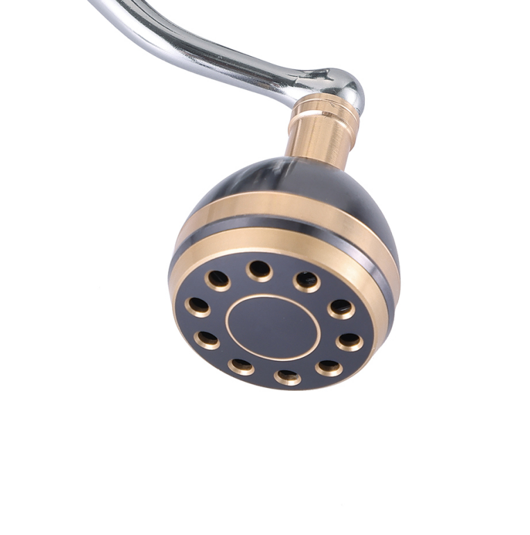 Lightweight & Durable for All Day Feeder Sessions