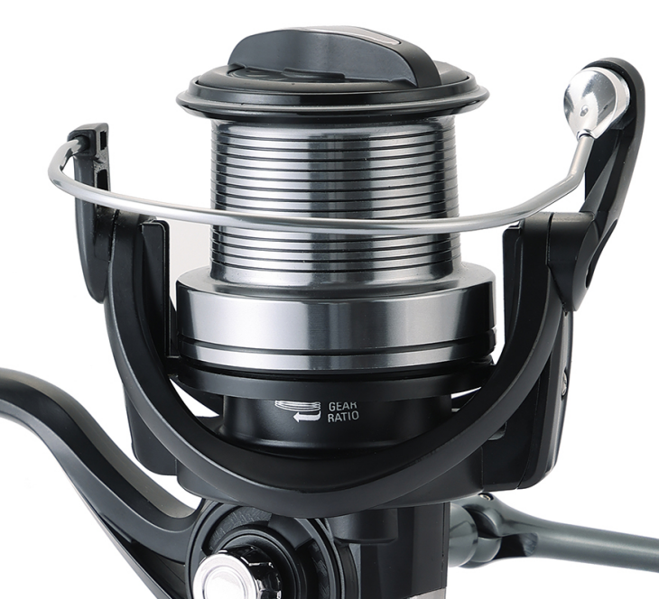 Аеродинамична шпула за фрлање на 40+ метри