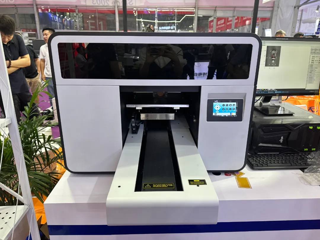 uv a3 flatbed printer.webp