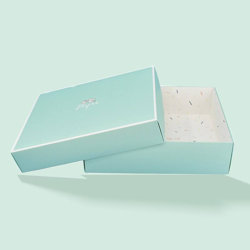 Eco Friendly  Custom Logo Blue Lid Top Cover and Base Bottom 2 Pieces Apple Type Cover and Tray Rigid Gift Paper Packaging Box