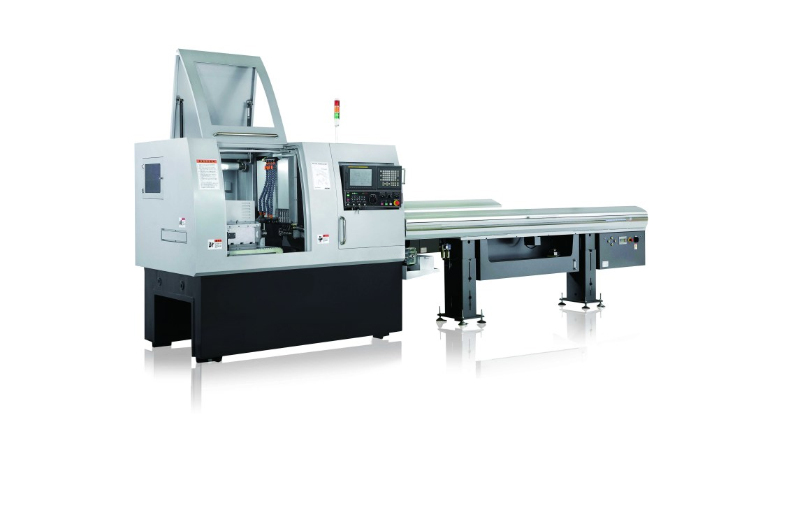 Які переваги має токарний верстат з ЧПК швейцарського типу для дрібних деталей?