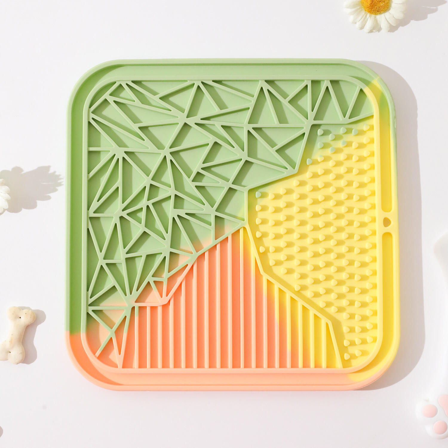 التميز في التصنيع القابل للتوسع وإدارة سلسلة التوريد العالمية