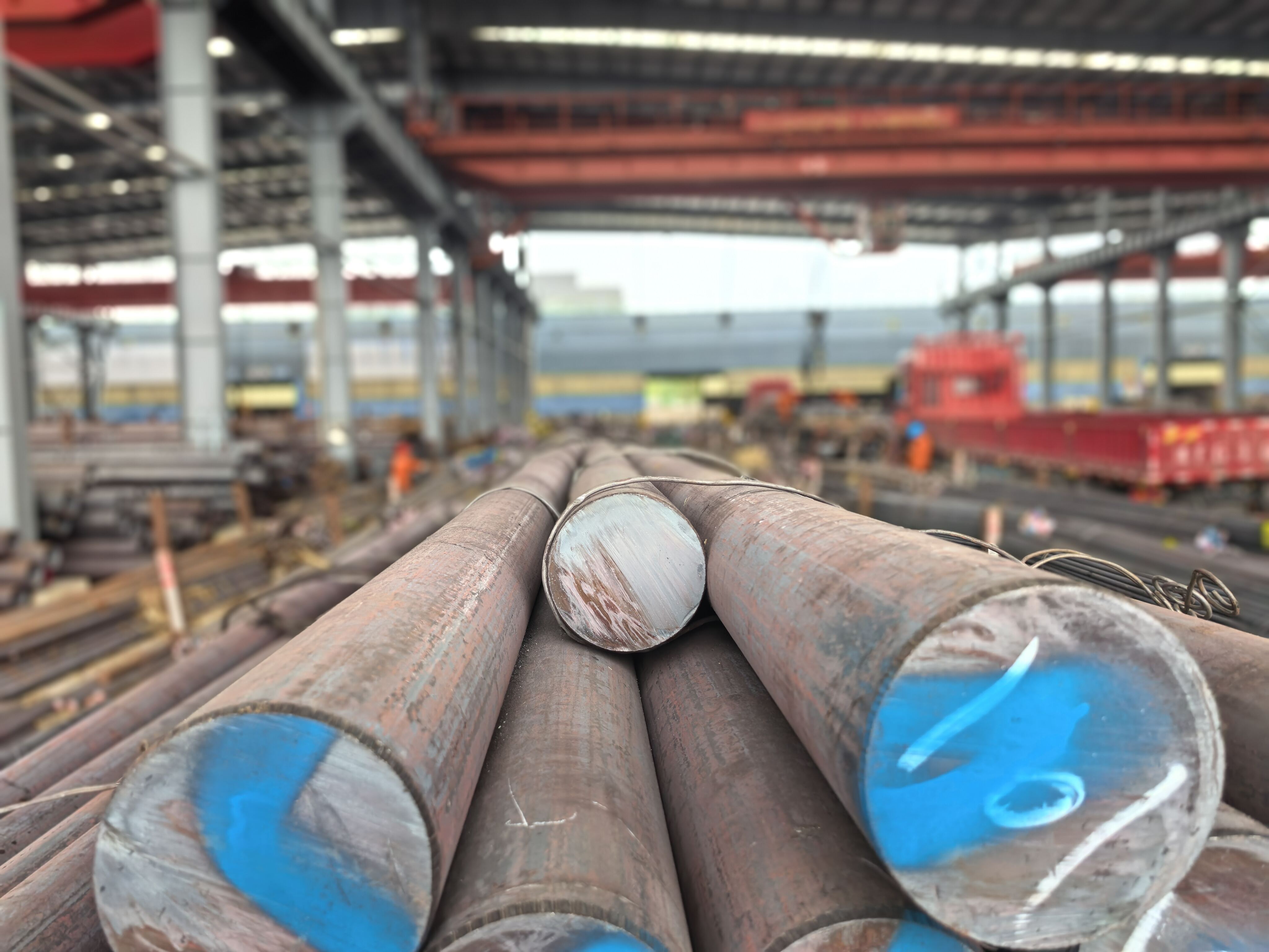 نطاق تطبيقات متعدد الاستخدامات ومرونة في التصنيع