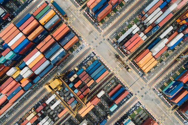 Pag-integrate ng Teknolohiya at Kapanataan sa Pag-trak