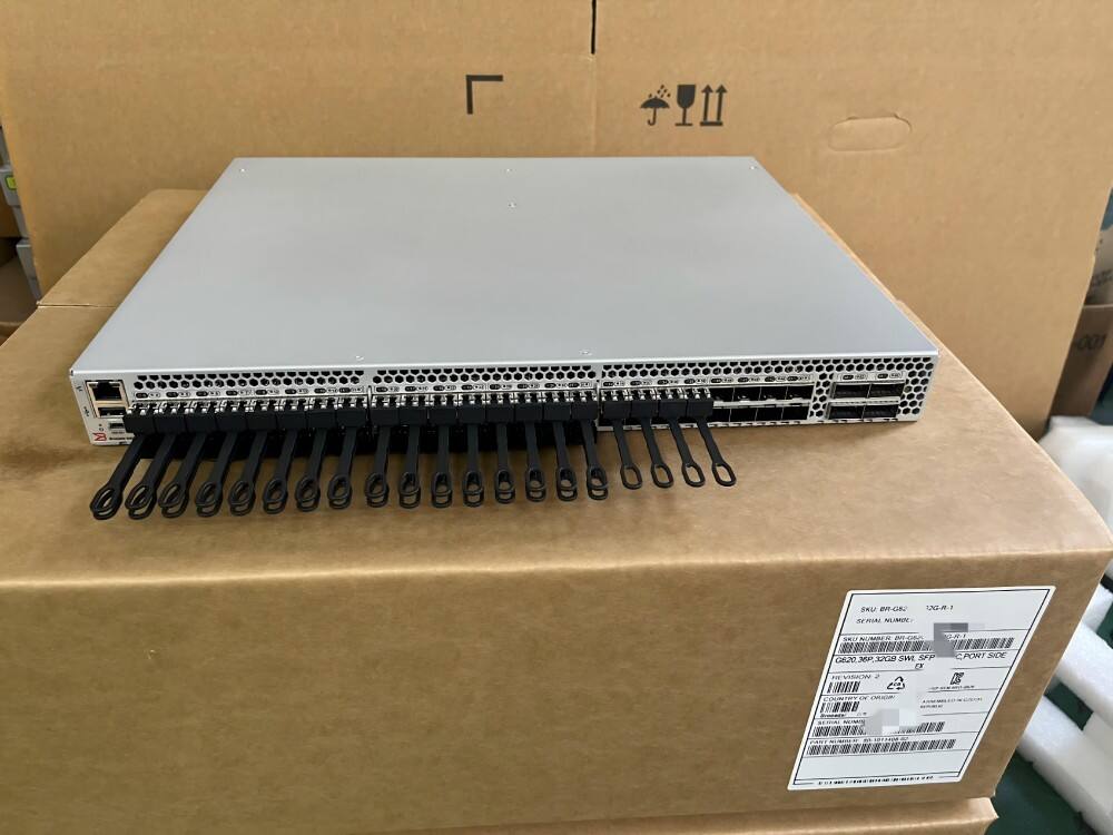 Stokta 64 Port 32Gb Fiber Kanal 24-Aktif BR-G620-64-32G Brocade G620 Anahtar