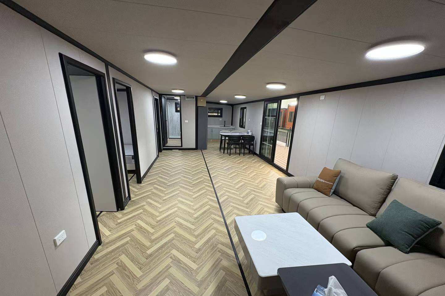 6 Units 40ft Double Wing Expandable Houses Delivered to Australia A Flexible Modular Housing Solution for Private Living