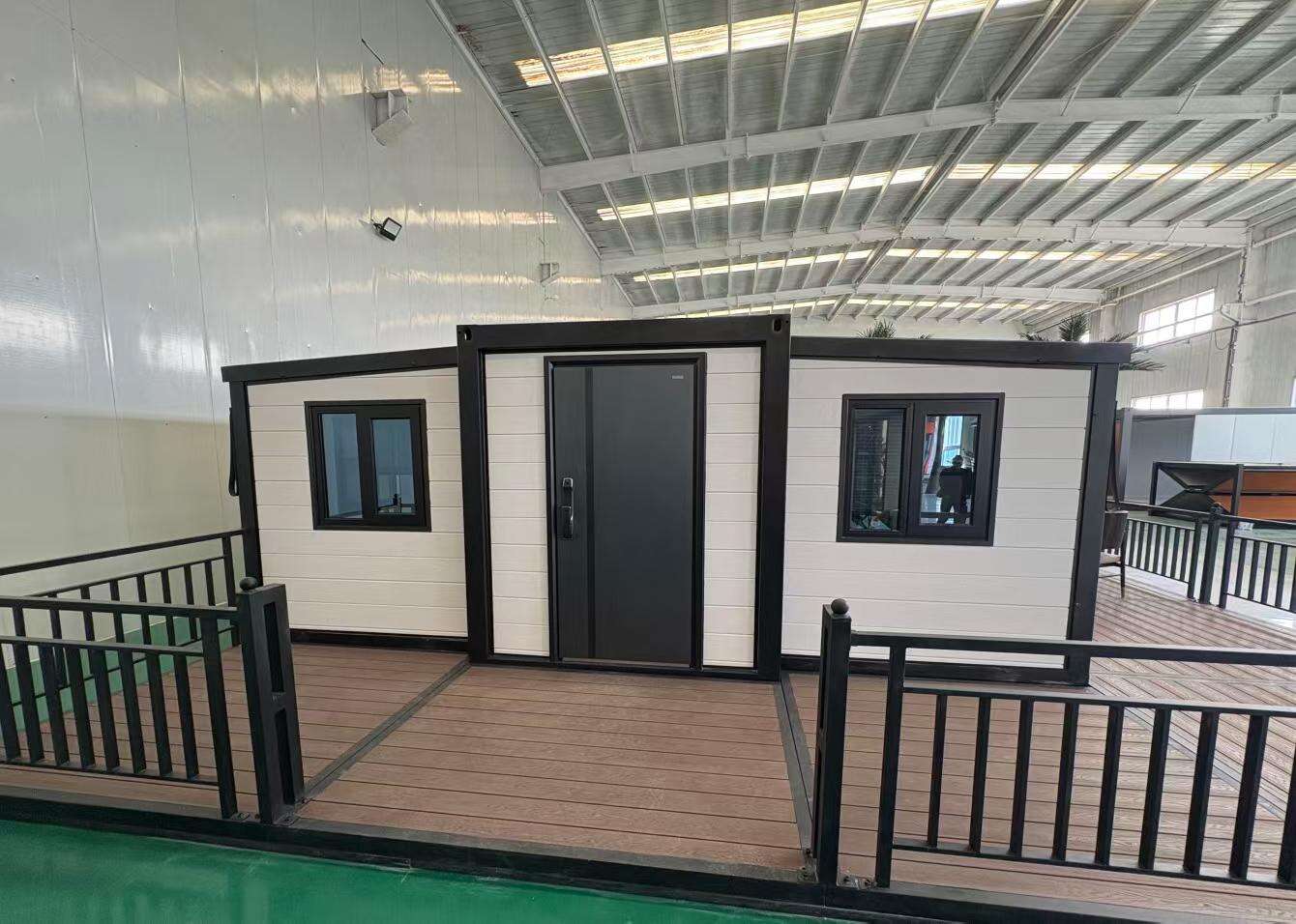 6 Units 40ft Double Wing Expandable Houses Delivered to Australia A Flexible Modular Housing Solution for Private Living