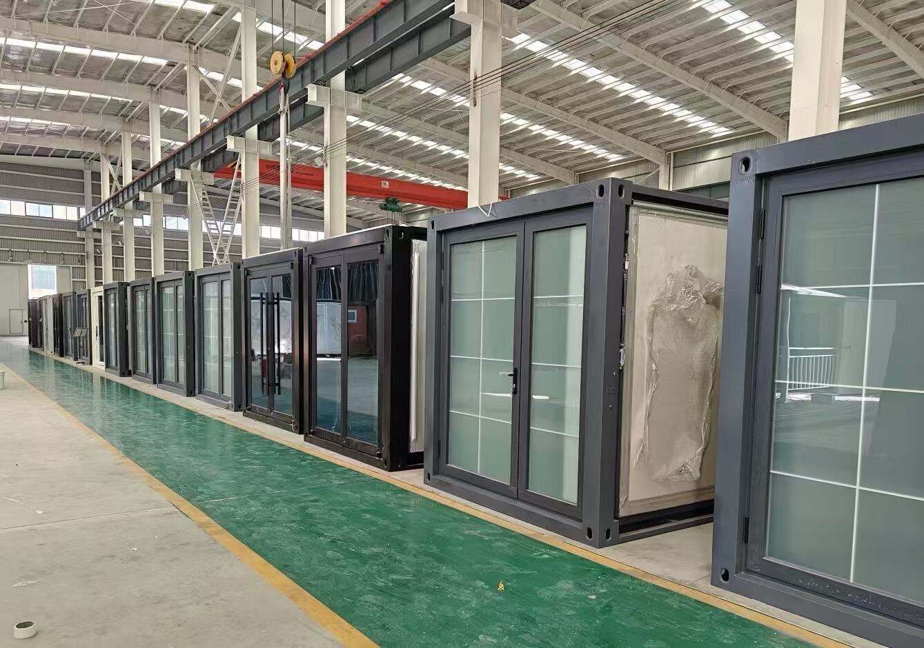 How Does Bulk Pack Container Housing Simplify Large Project Logistics?