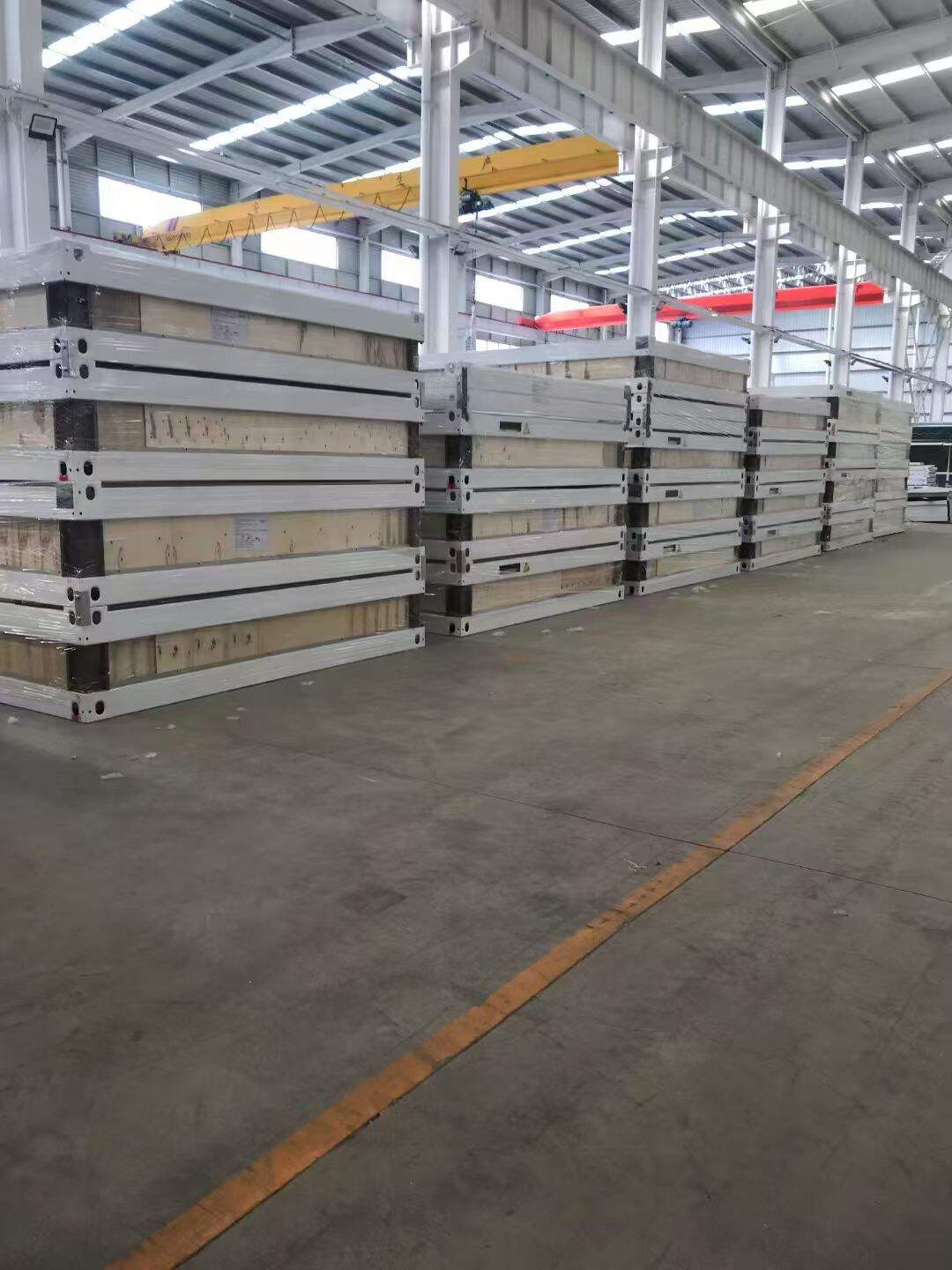 200 Sets Fast Assembly Container Houses for Workers’ Dormitory in Russia