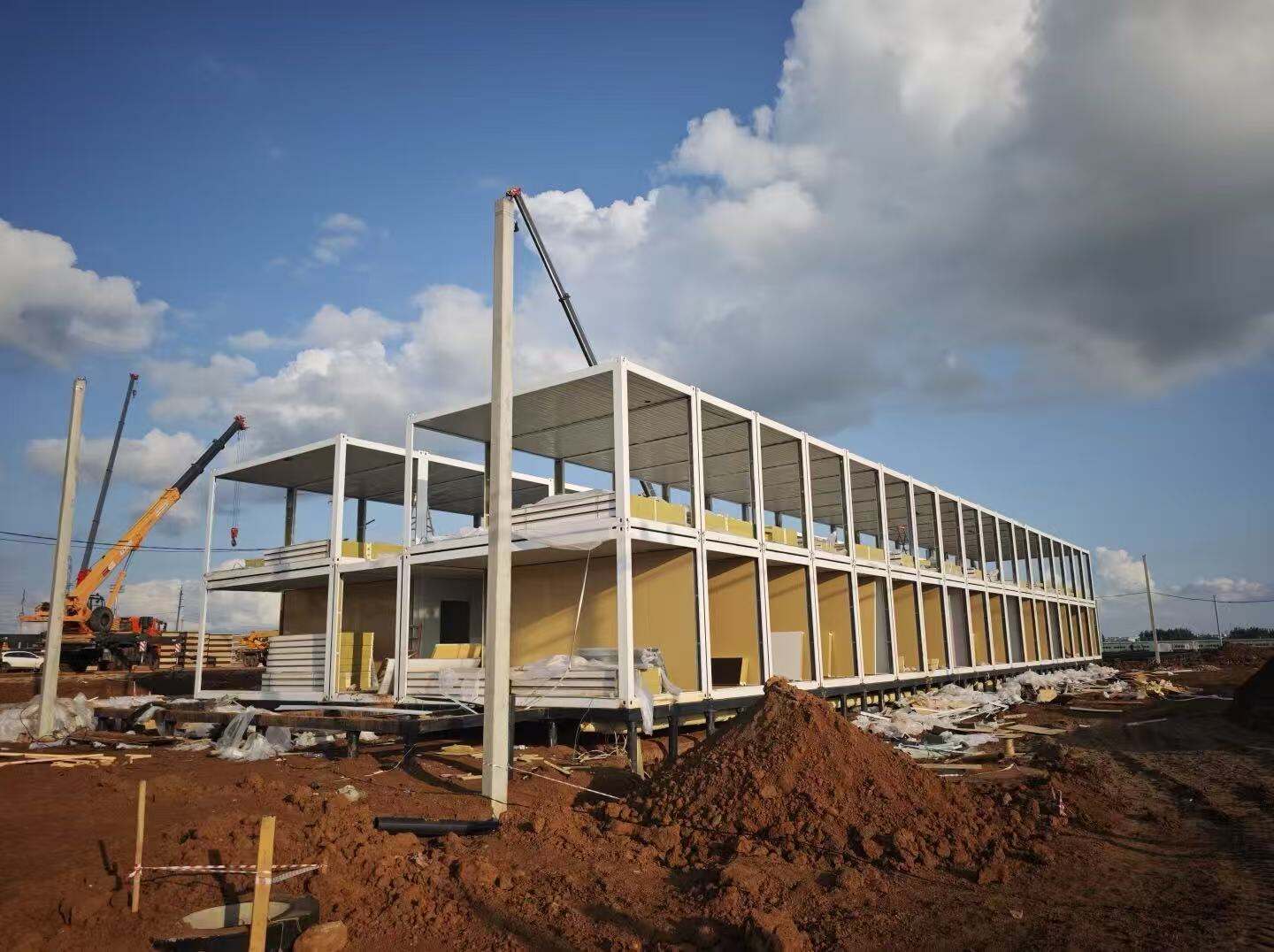 Why Flat Pack Container Houses Are Transforming Construction Site Camps