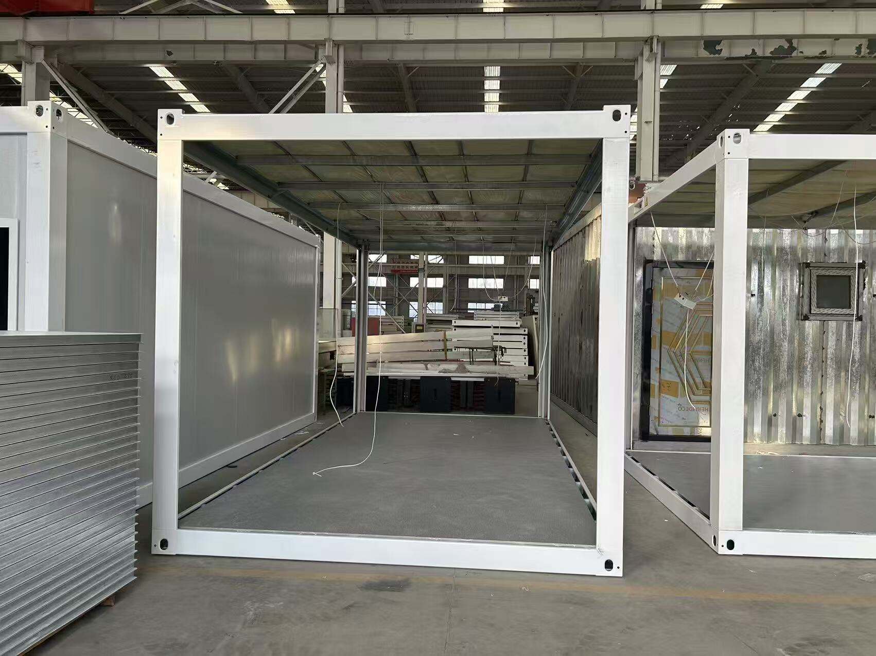 From Temporary Housing Problems to Smart Modular Solutions