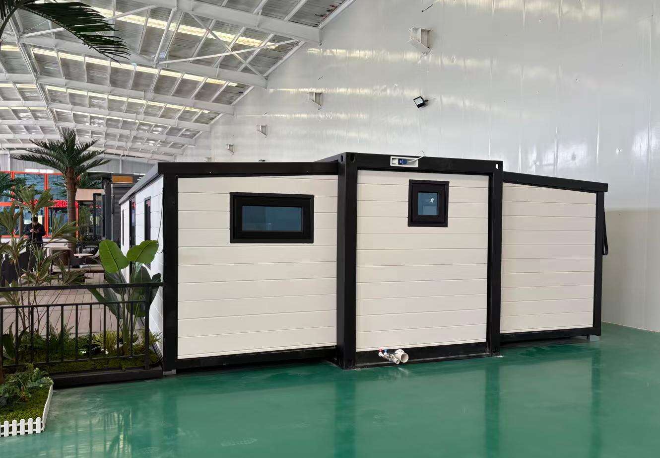 What Is a Double Wing Expandable Container House?