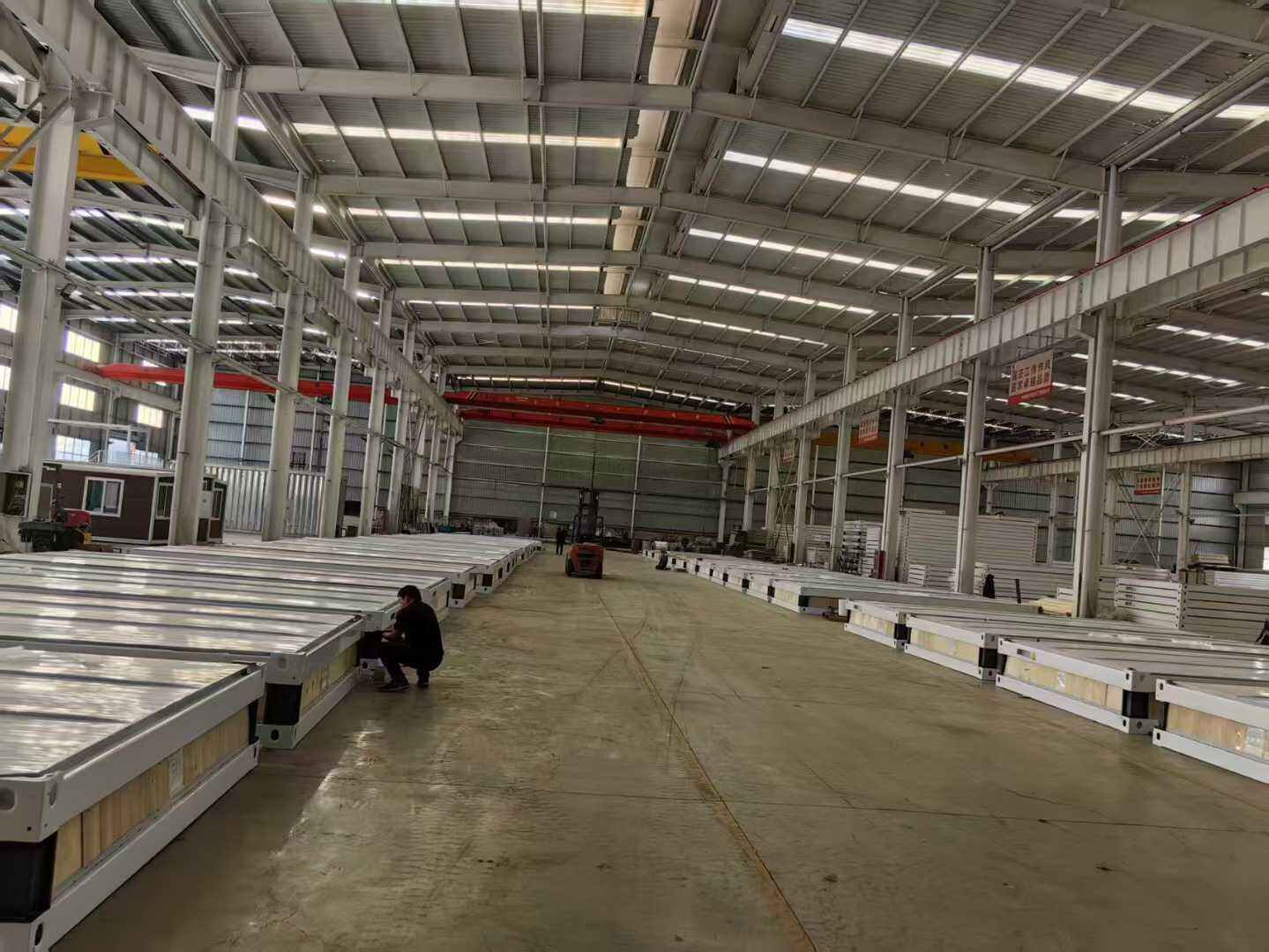 200 Sets Fast Assembly Container Houses for Workers’ Dormitory in Russia