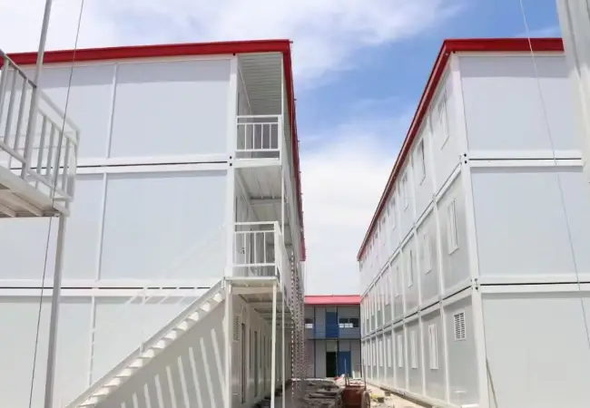 2000 Sets Fast Assembly Container Houses Exported to Nigeria A 3-Storey Workers Dormitory Project by XINOUDA Steel Structure