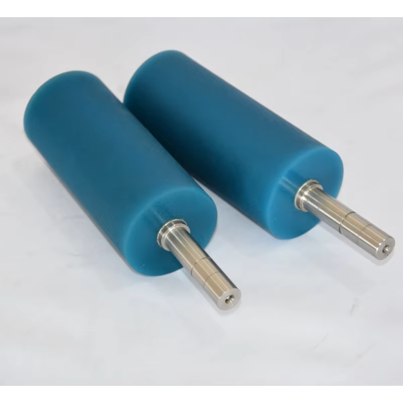 كيف تؤثر الأسطوانات المطاطية على أداء الناقل وطول عمره الافتراضي؟