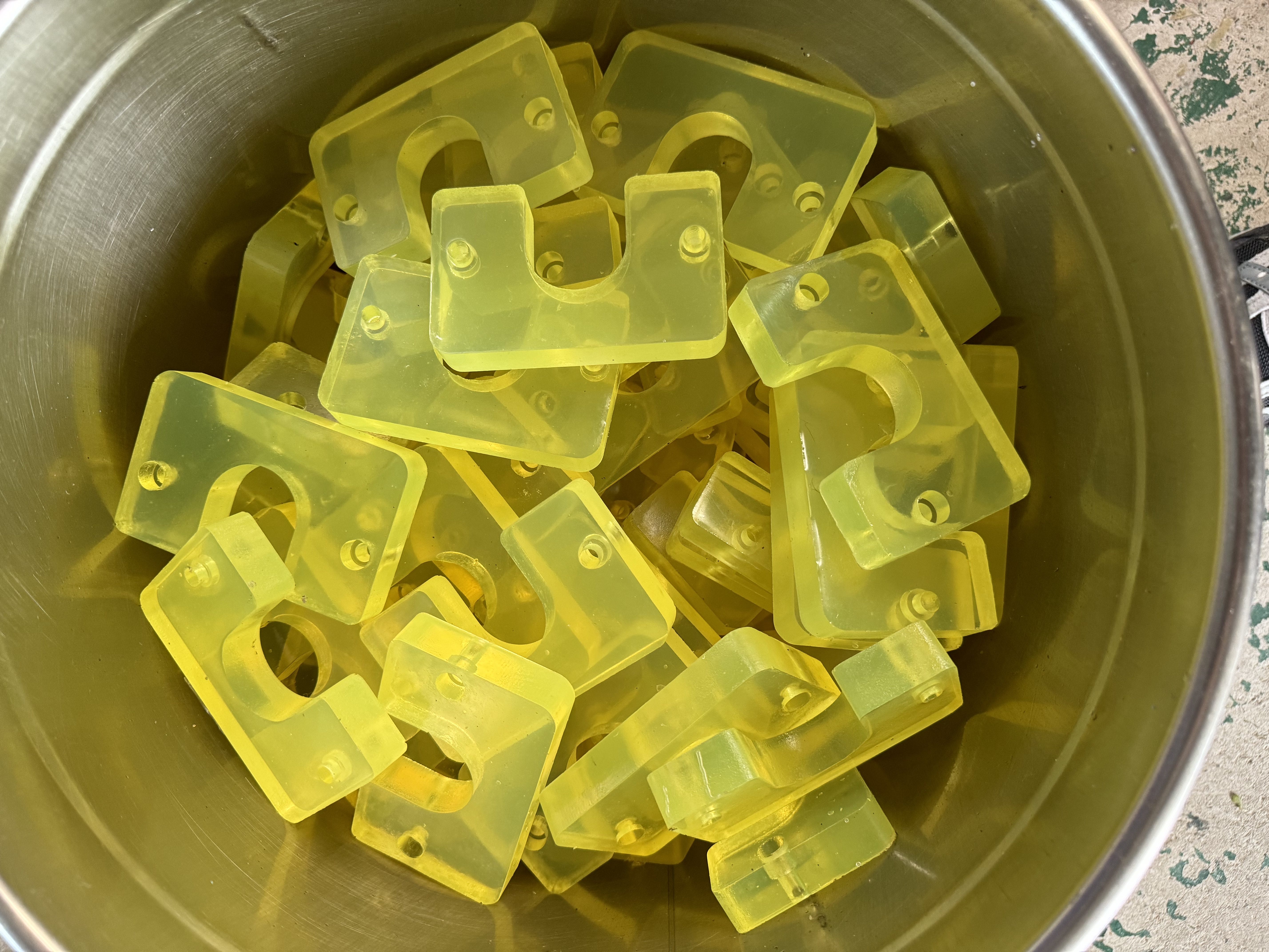 Protection contre les chocs supérieure et absorption d'énergie