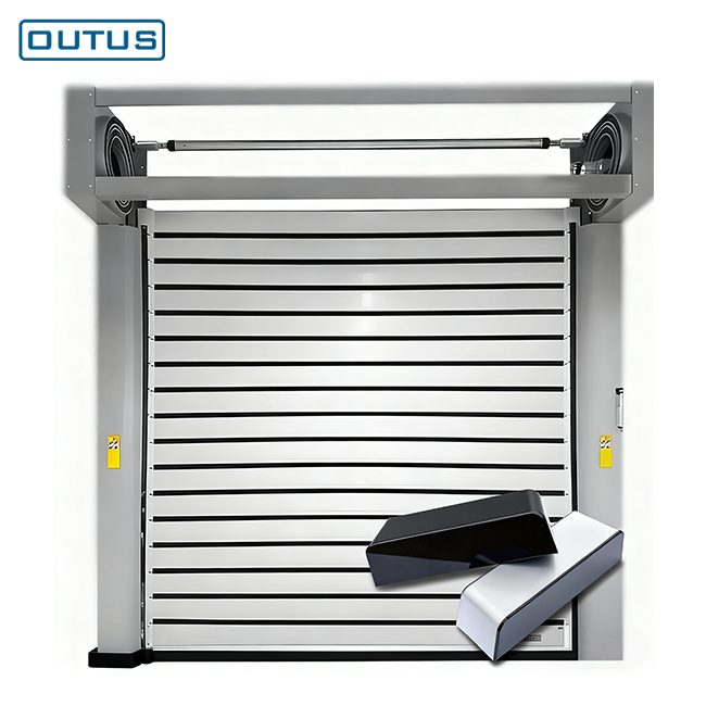 OUTUS CE Sertifikalı Endüstriyel Hızlı Rulo Kapı | Alüminyum Alaşım Lameller, Güvenlik Işık Perdesi