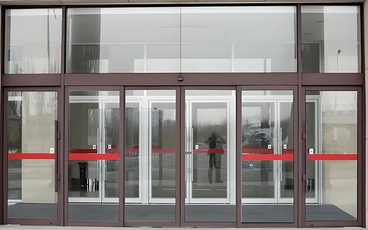 Smart automatic door - safety sensing, silent opening and closing, enjoy smart passage