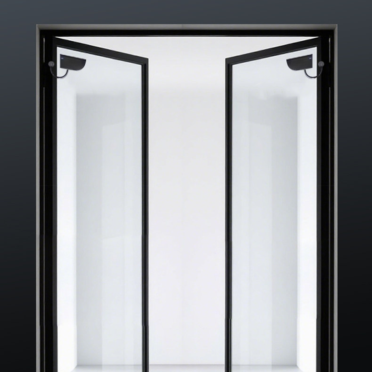 جهاز فتح باب تأرجحي أوتوماتيكي مزوّد باستشعار أمان كهربائي، متاح بالتركيب على الجهة اليسرى أو اليمنى، مخصص لمراكز التسوق