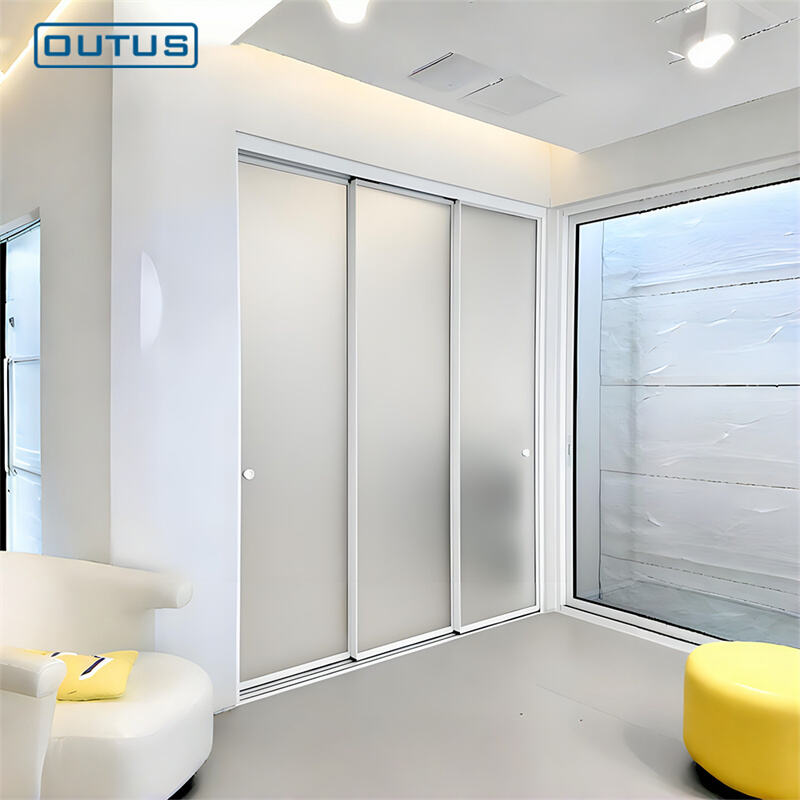 puerta batiente pesada 155 - Aluminio multicavidad con corte en puente para entrada residencial de gama alta