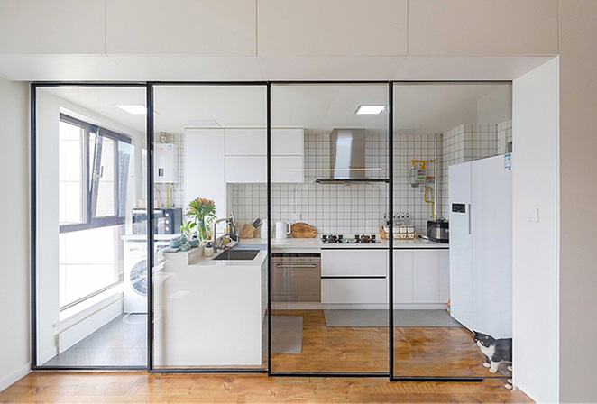 Porta automatica a levitazione magnetica tipo C-125