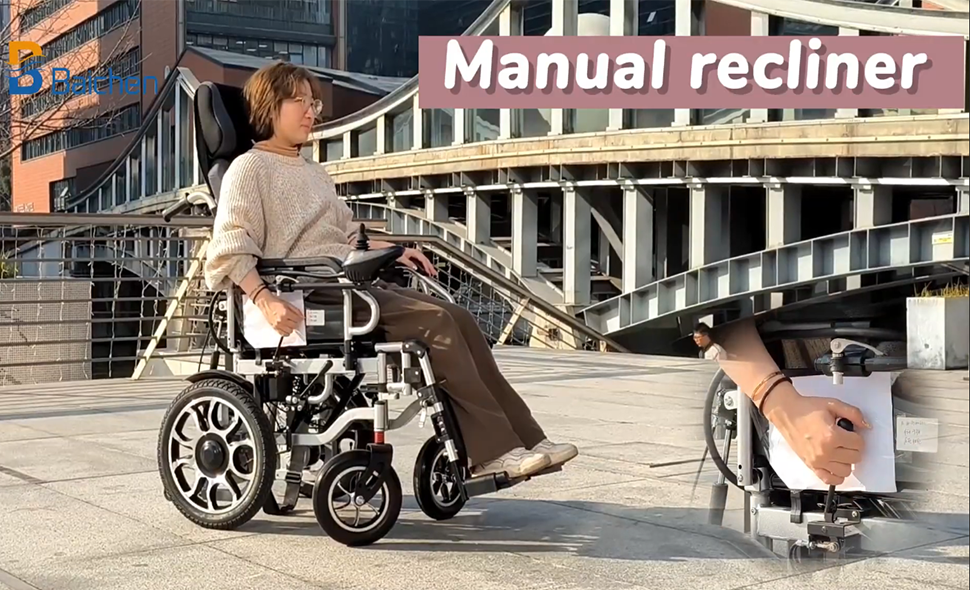 Foldable Motorized Weight Capacity 150 kg Wheelchair