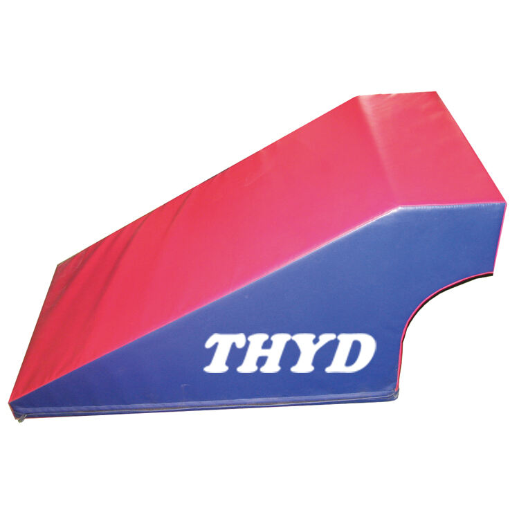 WEDGE-SHAPE MAT