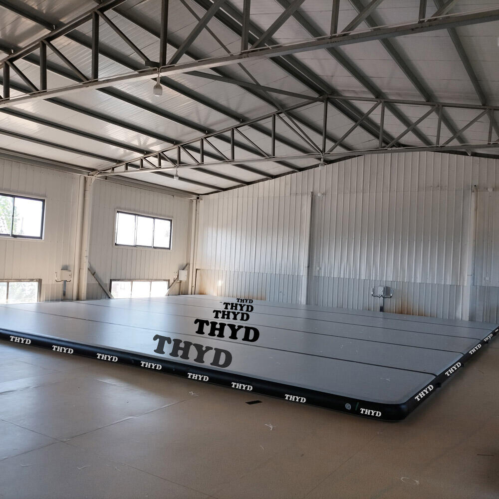 Inflatable floor (6).jpg