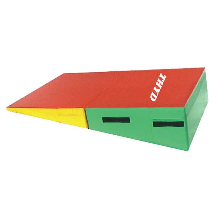 FOLDABLE TRIANGLE
