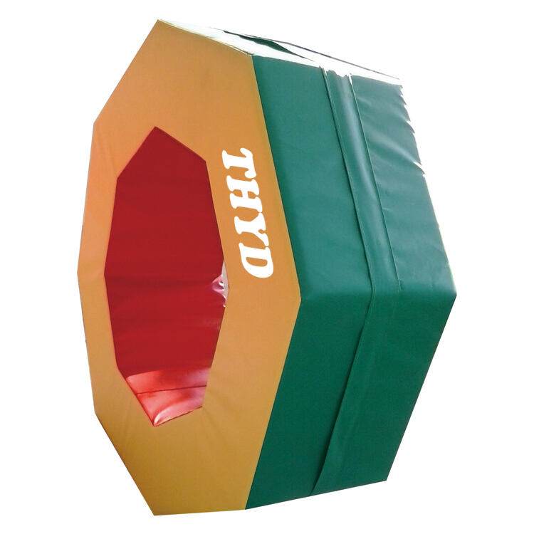 OCTAGONAL RING