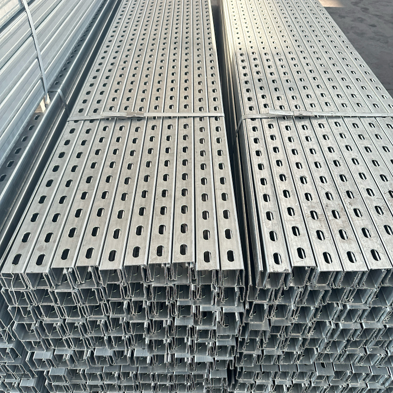 Fixations solaires en acier U : Résistantes aux intempéries et durables pour usage extérieur