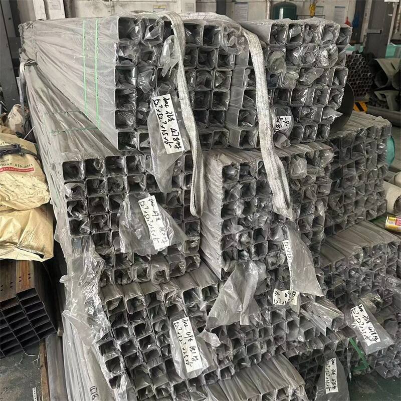 Tubo decorativo in acciaio inox 316L con saldatura a cucitura retta tubo cavo senza saldatura di grandi e piccoli diametri in 304
