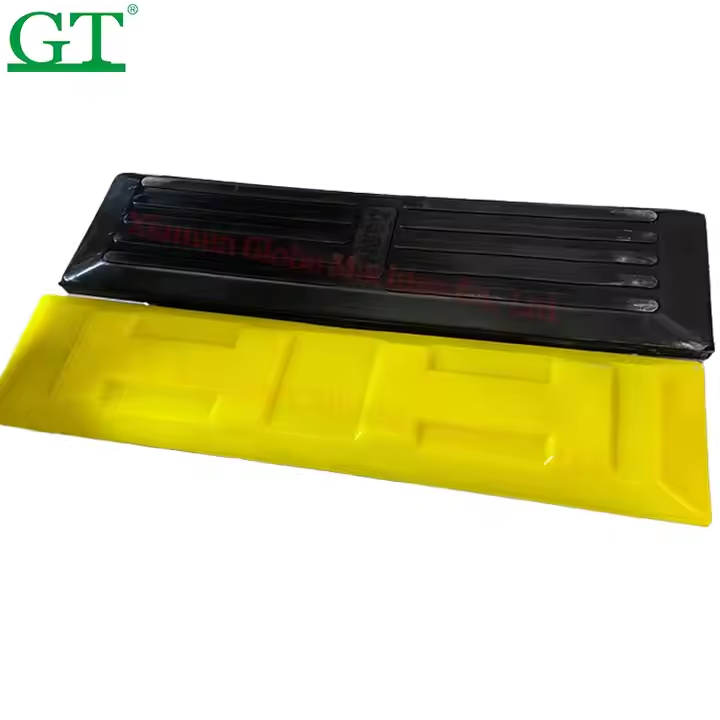 New Polyurethane Track Shoes for Wirtgen Milling Machine